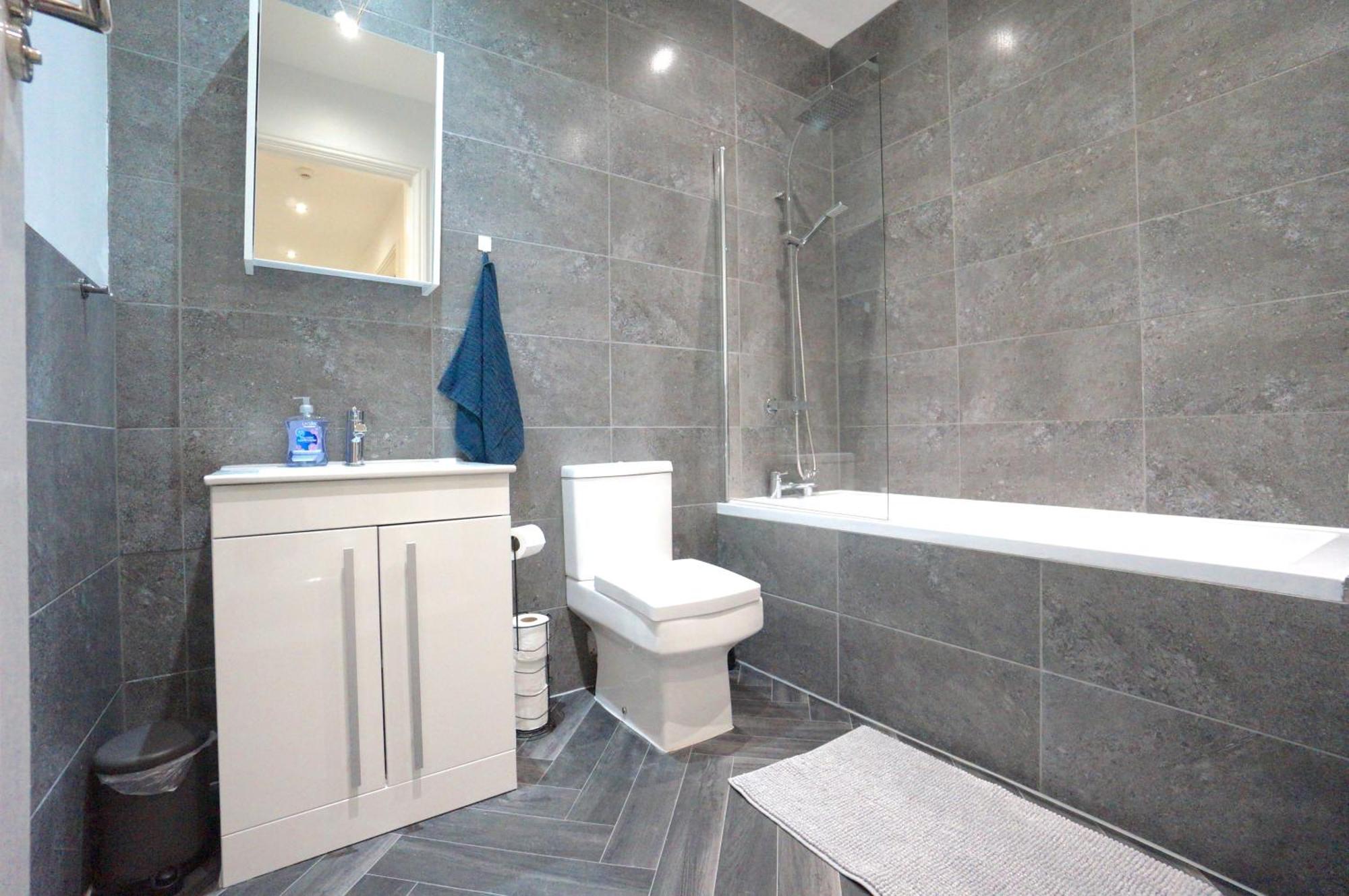 AAA STAY UK LTD Premium Apartment Thatcham Exterior foto