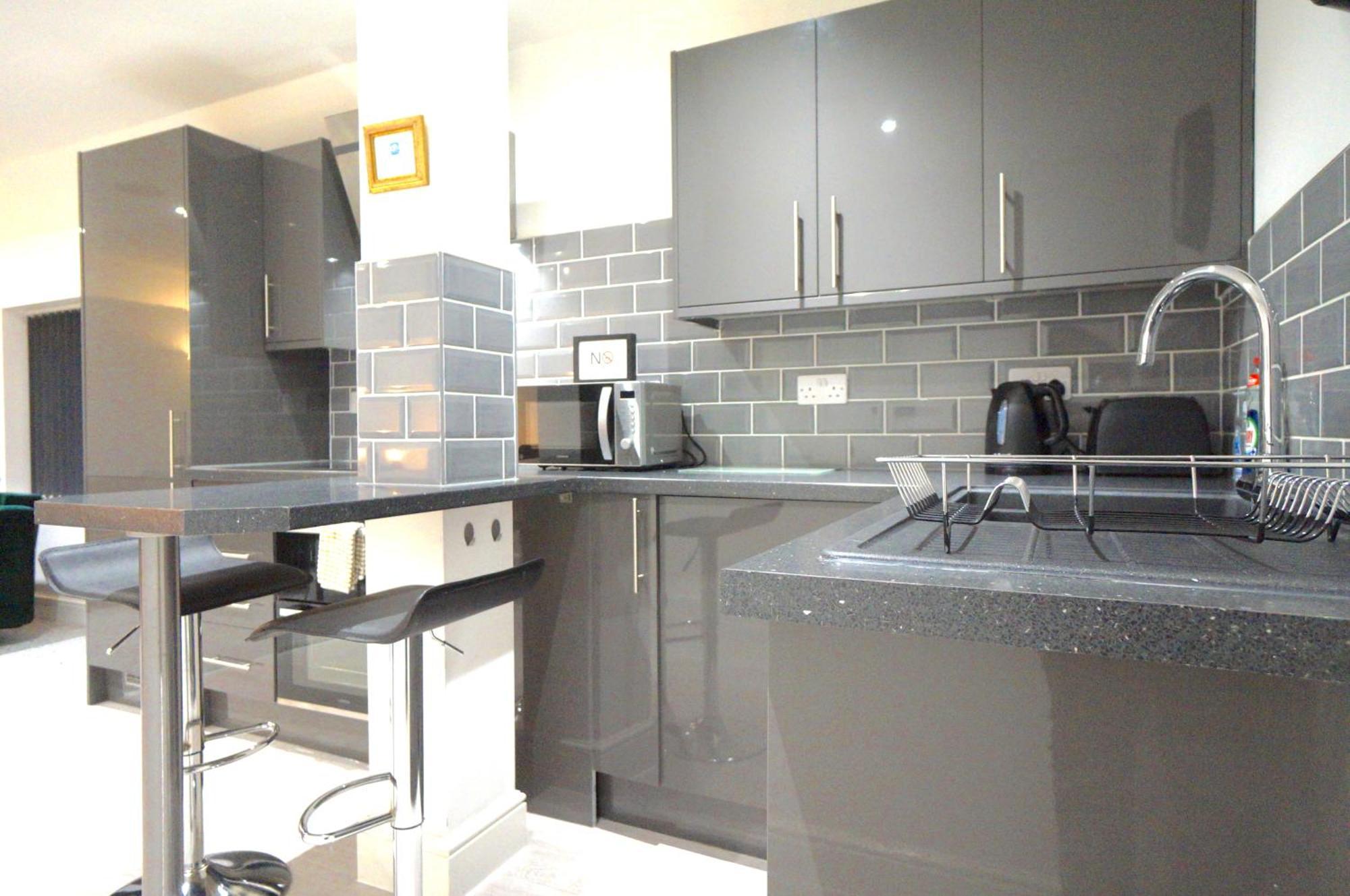 AAA STAY UK LTD Premium Apartment Thatcham Exterior foto